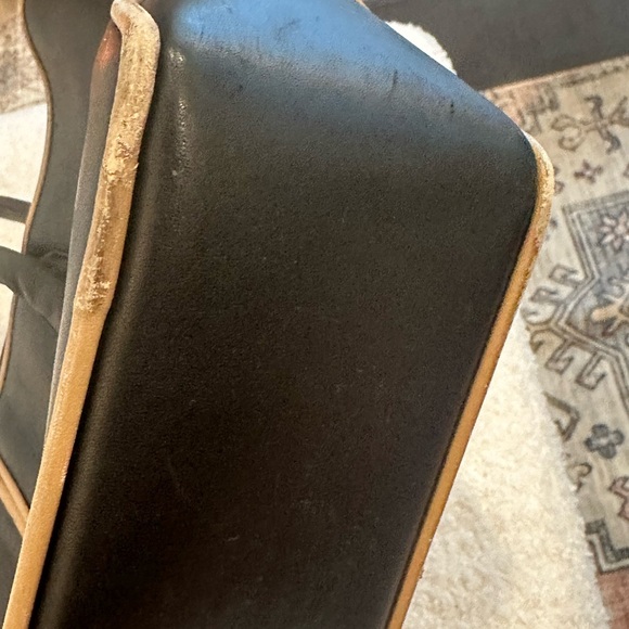 Danier Leather Shoulder Bag Vintage - Picture 7 of 7